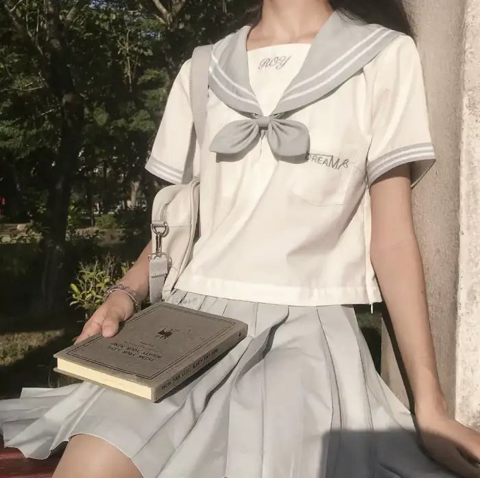 向阳农庄的罗曼史